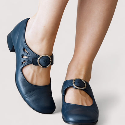 Els | Orthopedic leather sandals with comfortable wedge sole